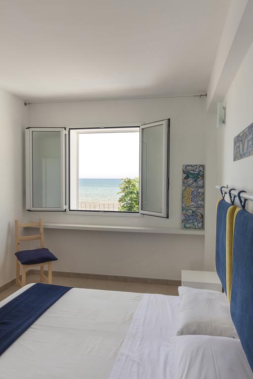 Terrazza Montalbano Villa Punta Secca Exterior foto